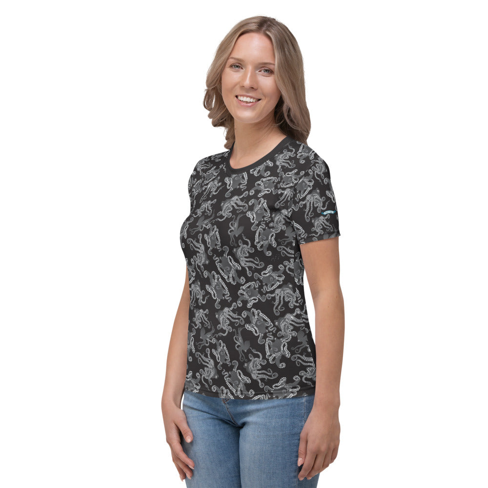 Octopus in B&W Women's T-shirt - Posh Tide